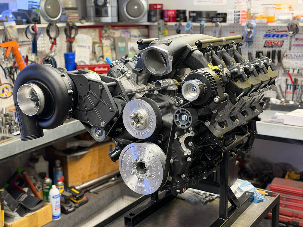 7.3L Godzilla 950HP Procharged With Holley Oil System And High Mount Kit