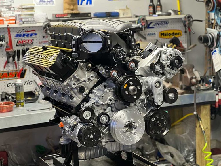 Whipple supercharged Ford 7.3L Godzilla engine